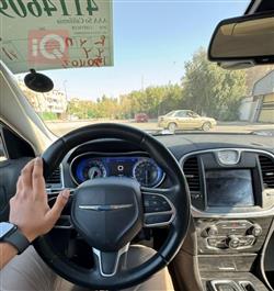 کرایسلەر 300